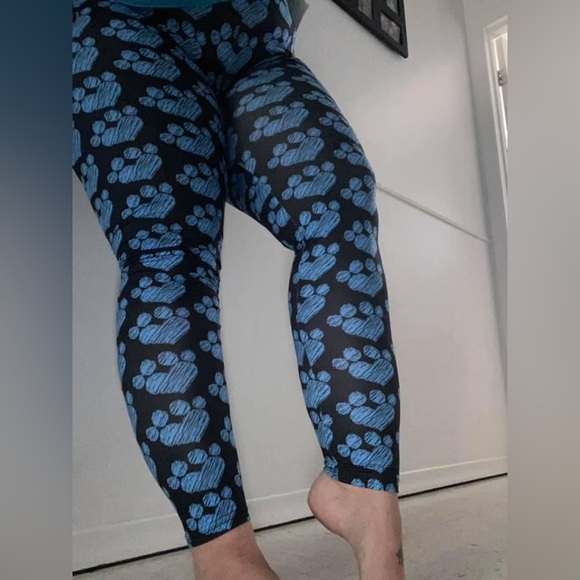 NWT curvy 12-2x Sketchy Blue Paws - Picture 1 of 2